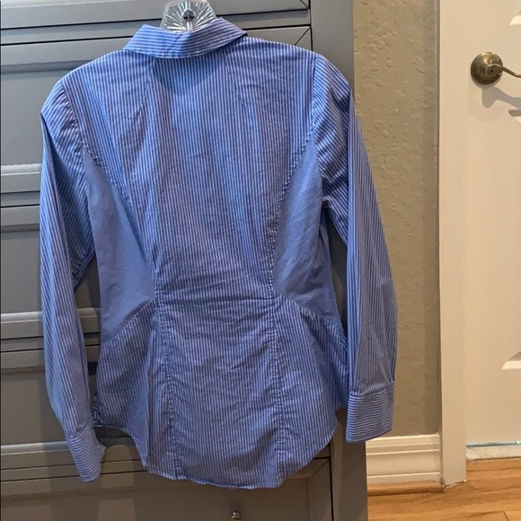 WHBM Blue and White button down - Picture 3 of 3